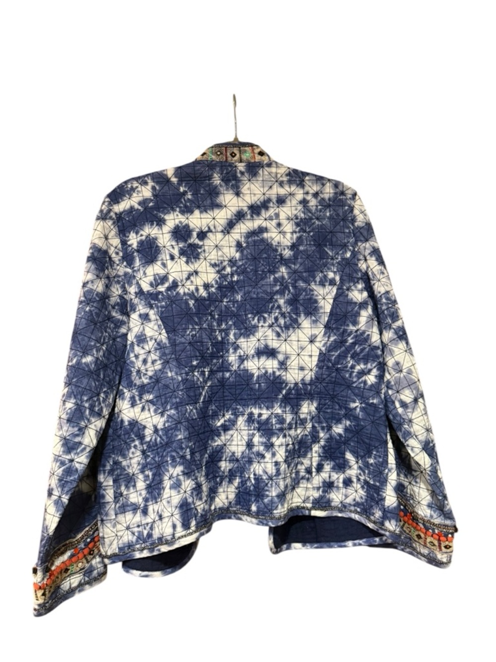 🔻Chico’s Embellished Indigo Tie Dye Quilted Jacket Beaded Boho Artisan Size 2 - Picture 2 of 8
